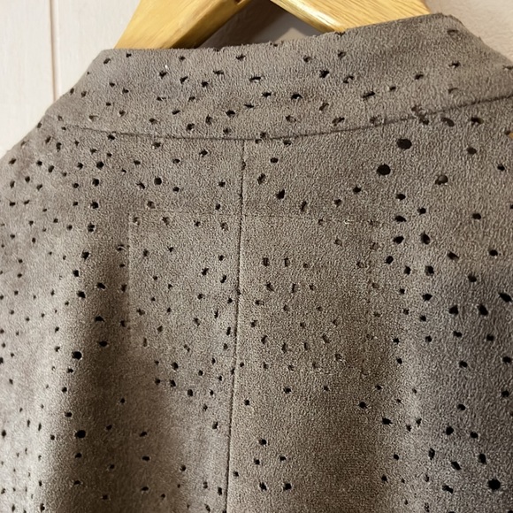 Authentic BCBG MaxAzria Faux Mocha Suede Jacket. - Picture 12 of 13